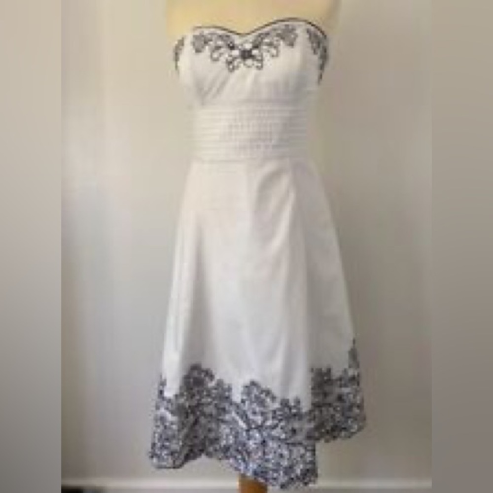 White House Black Market strapless white dress with black floral embroidery